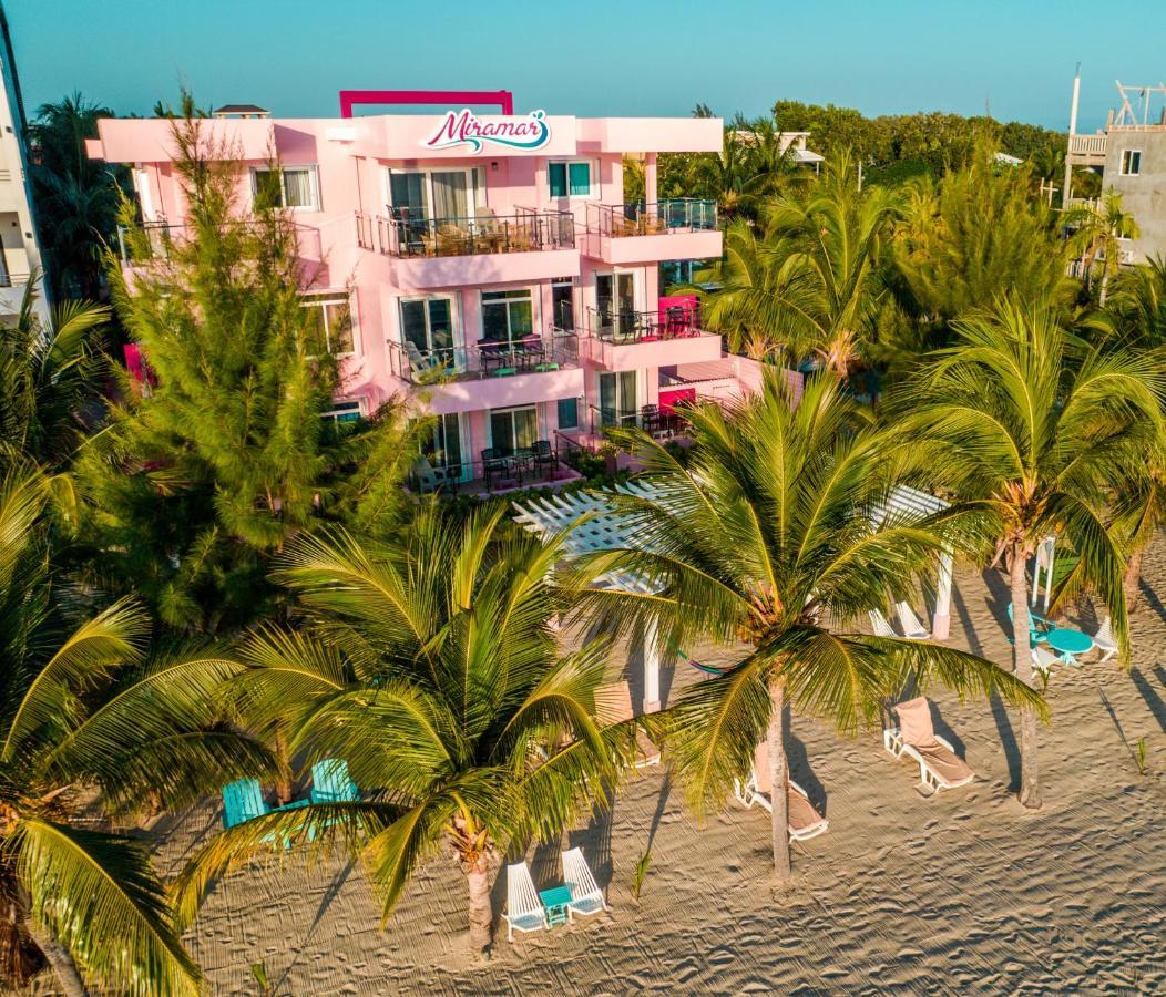 Miramar Suites Placencia Exterior foto