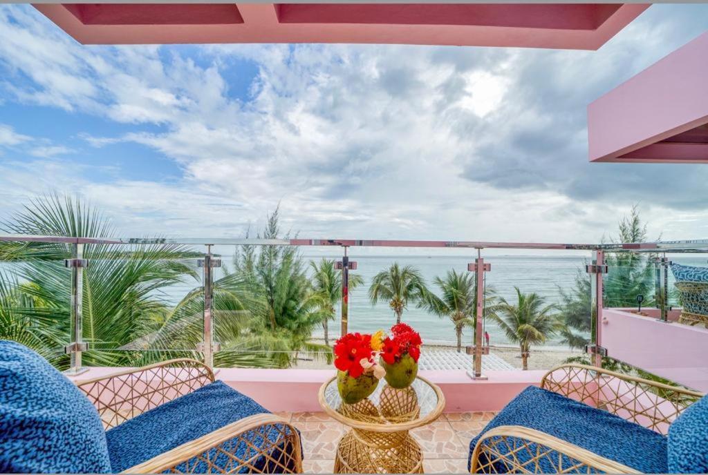 Miramar Suites Placencia Exterior foto
